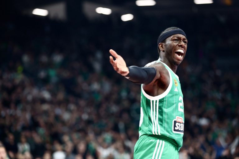 «Το είπα και το έκανα»: Η ανάρτηση του Ναν για το βραβείο του MVP (pic)