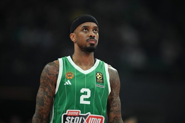 «Αμφίβολο το μέλλον του Μπράουν στον Παναθηναϊκό»