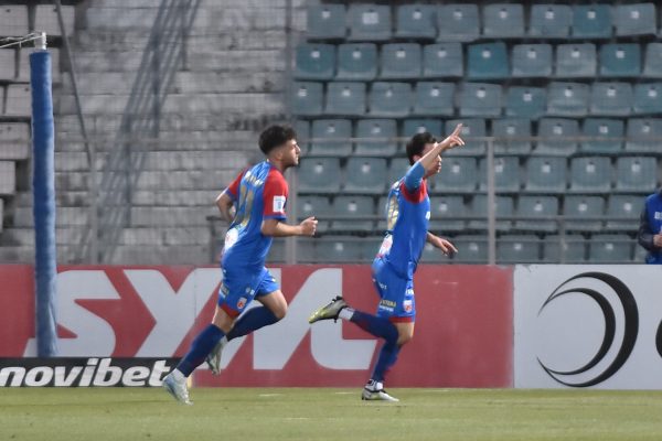 Βόλος – Λεβαδειακός 1-0: Τρίποντο – χρυσάφι για τους Θεσσαλούς (vid)