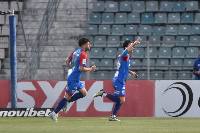 Βόλος – Λεβαδειακός 1-0: Τρίποντο – χρυσάφι για τους Θεσσαλούς (vid)