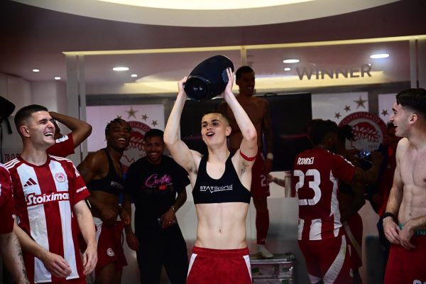 Μουζακίτης: «Ο πρώτος μου τίτλος – Θα το θυμάμαι για πάντα» (pics)