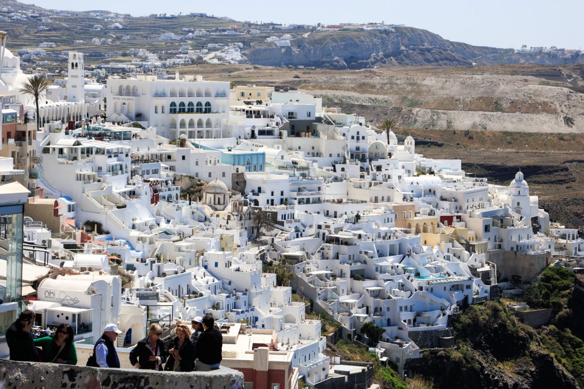 Εργατικό δυστύχημα στη Σαντορίνη – Κρεβάτι καταπλάκωσε εργαζόμενη