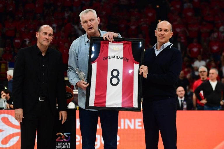 Ολυμπιακός: Τίμησε τον Ζάρκο Πάσπαλι (pics)
