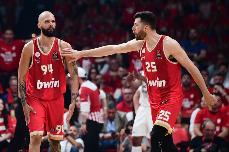 Ολυμπιακός: Με στόχο το 2-0 που θα του δώσει ισχυρό προβάδισμα