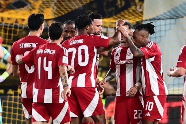 Ο Βέλντε άνοιξε το σκορ για τον Ολυμπιακό στη Νέα Φιλαδέλφεια (vid)