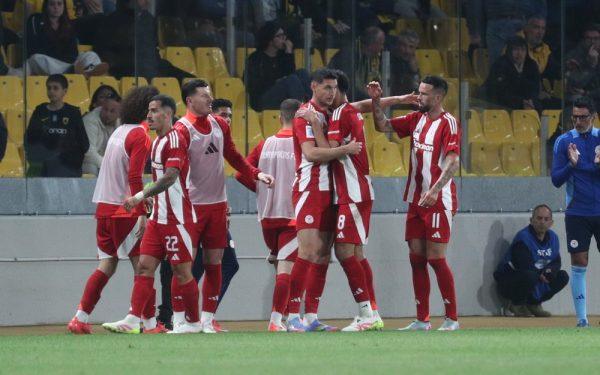 Ολυμπιακός – ΑΕΚ: Τη νικά με κάθε τρόπο
