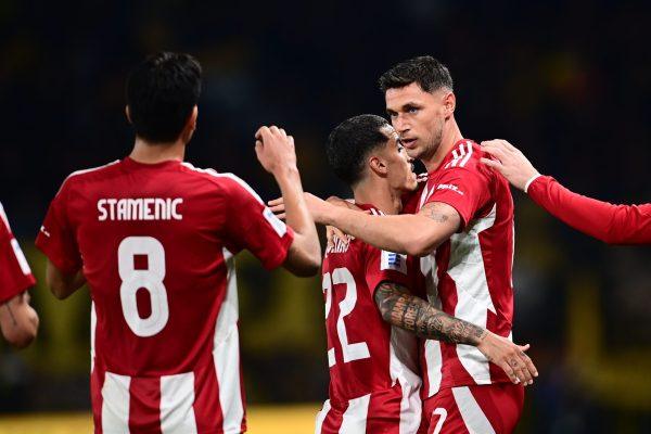 ΑΕΚ – Ολυμπιακός 0-2: Ξανά, ξανά, ξανά, ξανά, ξανά… (vids)