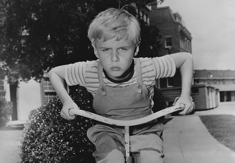 Τζέι Νορθ: Πέθανε ο «Ντένις ο Τρομερός»