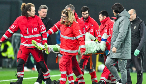 Σοκαριστικό βίντεο: Ο Μενιάν συγκρούστηκε άσχημα με συμπαίκτη και αποχώρησε με φορείο