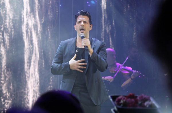 Θοδωρής Φέρρης: Το καλοκαίρι του ανήκει – Ανακοινώθηκε η μεγάλη καλοκαιρινή περιοδεία του