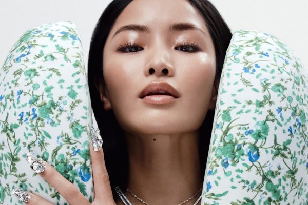 Γιόκο Όνο redux: Η Αννα Σαουάι του Σογκούν δεν κάνει χαρακίρι για τη φήμη