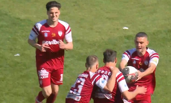 ΑΕΛ – ΠΑΣ Γιάννινα 5-0: Πάρτι ανόδου για τους Θεσσαλούς (vids)