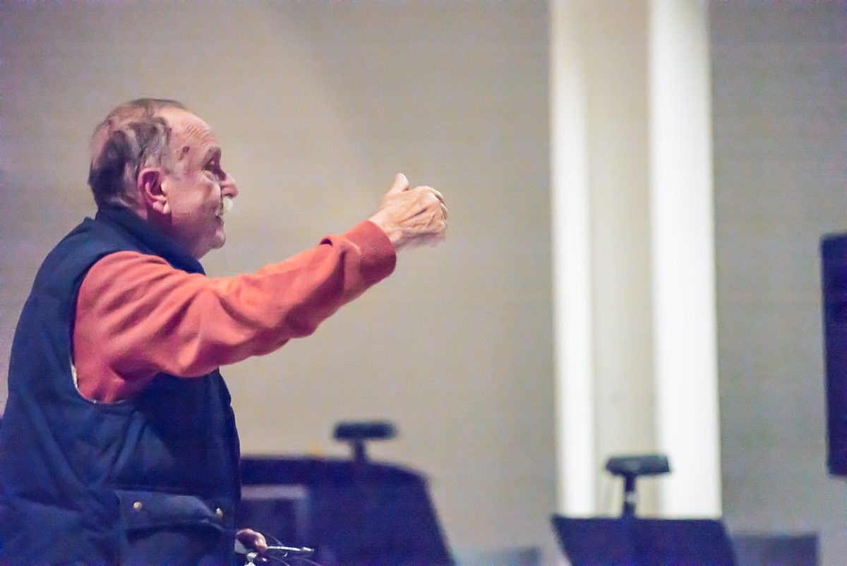 Πού κατοικεί η φαντασία; – Συνθέτης εξακολουθεί να κάνει μουσική τέσσερα χρόνια μετά τον θάνατό του