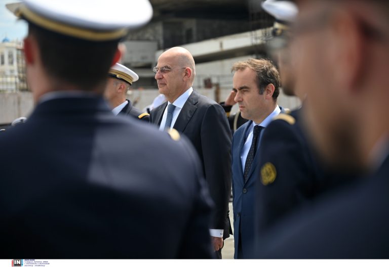 Τουρκικά ΜΜΕ για την επίσκεψη Λεκορνί: Η Ελλάδα φοβάται την Τουρκία και αγοράζει πυραύλους