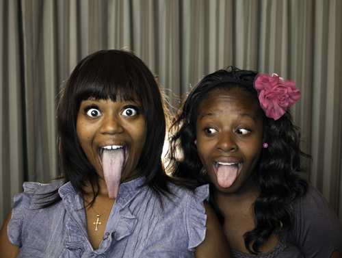 «Ο κόσμος ουρλιάζει σοκαρισμένος» – Η Αμερικανίδα με τη μακρύτερη γλώσσα στον κόσμο