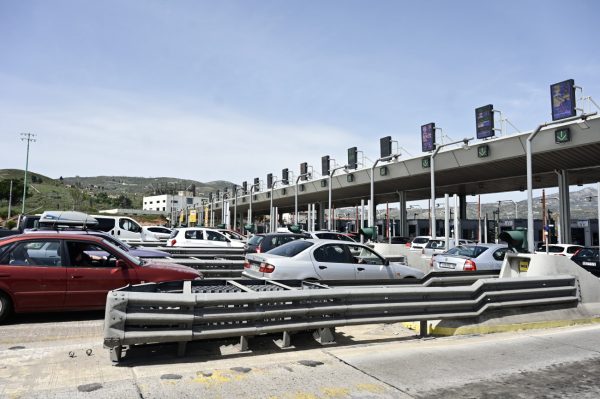 Πάνω από 92 χιλιάδες οχήματα έφυγαν από την Αττική τη Μεγάλη Πέμπτη