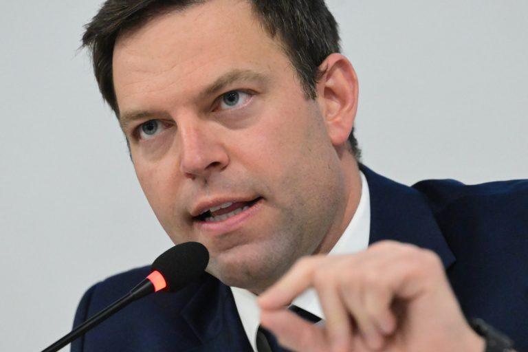 Κασσελάκης: Μας φανέρωσαν τελευταία στιγμή ότι υπάρχει υπερπλεόνασμα – Πρώτα ξεζούμισαν τον ελληνικό λαό