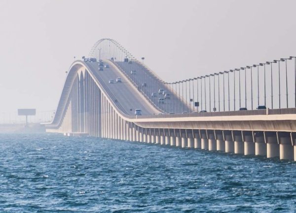 King Fahd Causeway: Ο δρόμος με τις 5 γέφυρες και τα 7 τεχνητά νησιά