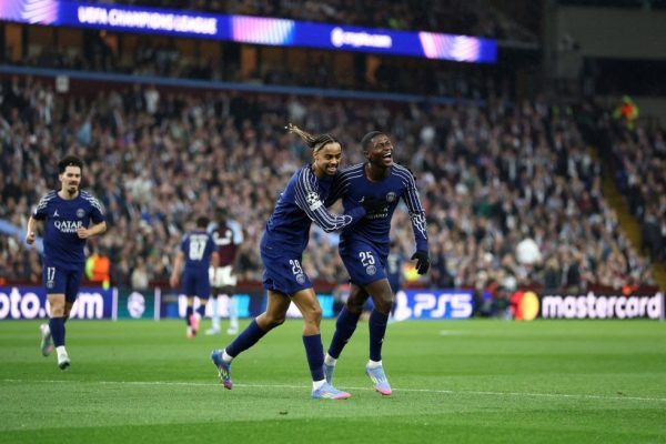 Ντεμπελέ, Μέντες και 2-0 η Παρί την Βίλα (vids)