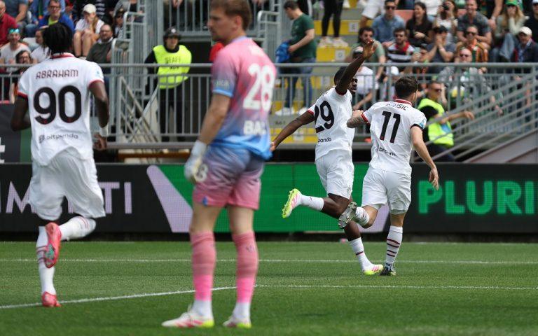 Σπουδαίο διπλό της Μίλαν κόντρα στη Βενέτσια (0-2) – Ο Στρεφέτζα «καθάρισε» για την Κόμο (1-0)