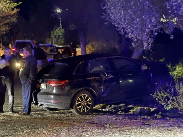 Κρήτη: Σοβαρό τροχαίο στη Μεσσαρά – Πέντε τραυματίες, ανάμεσά τους δύο μικρά παιδιά