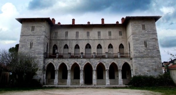 Ένα ιστορικό κτίριο παραχωρήθηκε στο Δήμο Πεντέλης