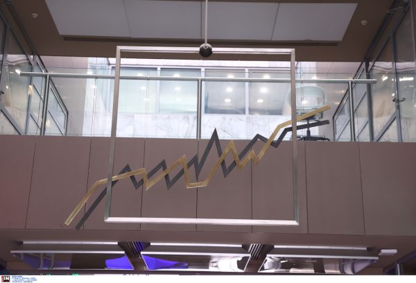 Μέρα «πανδημίας» για τις αγορές – Κοκκίνησαν οι δείκτες σε ΗΠΑ, Ευρώπη και Ασία