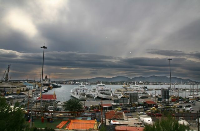 Πιθανή κινητοποίηση κλεισίματος της πόλης με πρωτοβουλία του Δημάρχου Περάματος