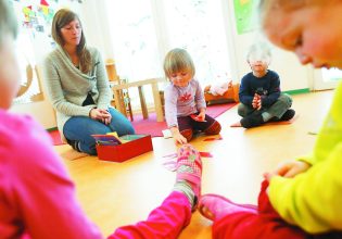 Bρεφονηπιοκόμος σκότωσε κοριτσάκι δίνοντάς του να πιει αποφρακτικό υγρό