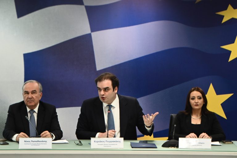 Πιερρακάκης – Παπαθανάσης: Τέλη Απριλίου η εκταμίευση της πέμπτης δόσης των 3,1 δισ. του Ταμείου Ανάκαμψης