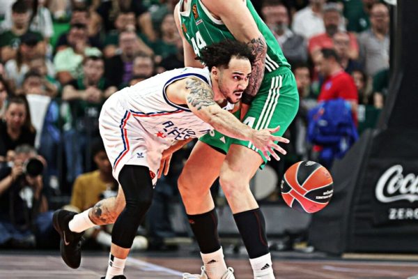 Σέιν Λάρκιν: Βγαλμένος από τις σεζόν με τις δύο Ευρωλίγκες