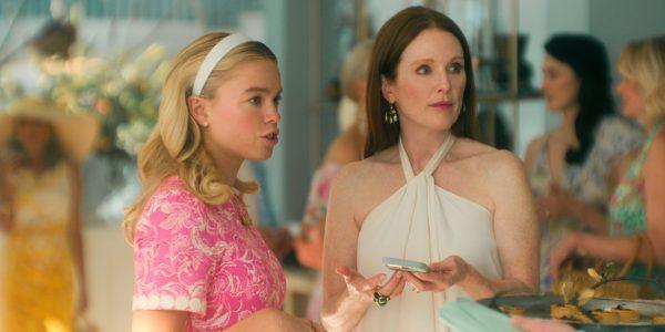 Η Τζούλιαν Μουρ είναι μια αινιγματική πλουσία στο νέο τρέιλερ της σειράς «Sirens»