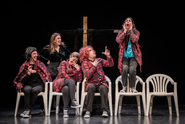 «Ο Μουνής» της Λένας Κιτσοπούλου: Δύο τελευταίες παραστάσεις στο θέατρο Olvio