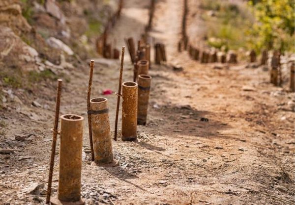 Οβίδες με μπαρούτι εντοπίστηκαν στη Σάμο – Εντατικοί έλεγχοι της ΕΛ.ΑΣ. για παράνομα βεγγαλικά ενόψει Πάσχα