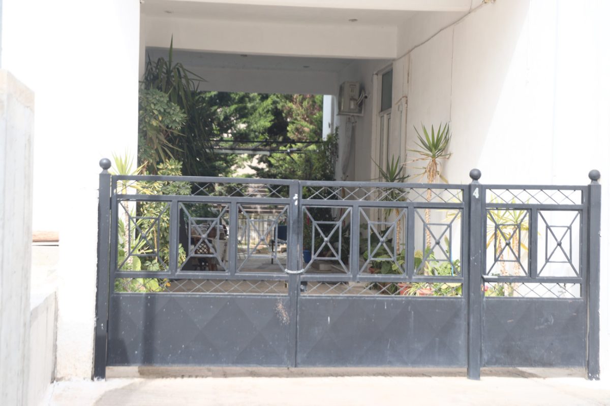 Γυναικοκτονία στο Μενίδι: Ηλικιωμένη βρέθηκε νεκρή στο σπίτι της – Συνελήφθη ο σύζυγός της