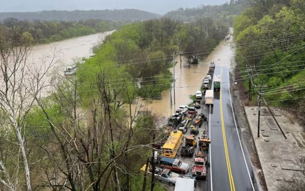 ΗΠΑ – Κατακλυσμός: Πλημμύρες σε πόλεις στο Κεντάκι μετά από καταιγίδες πολλών ημερών