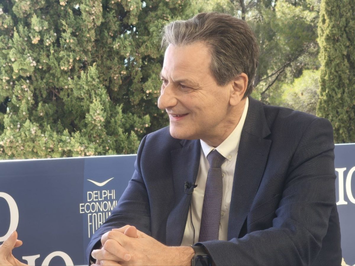 ΟΤ Delphi Economic Forum X – Θόδωρος Σκυλακάκης: Έρχεται βίαιη… πτώση τιμών στην ενέργεια