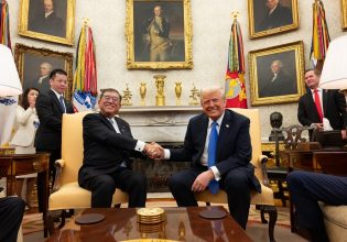 Ιαπωνία: Η ομάδα εμπορικών συνομιλιών του Τόκιο αποχωρεί άπραγη παρά τις θριαμβολογίες Τραμπ