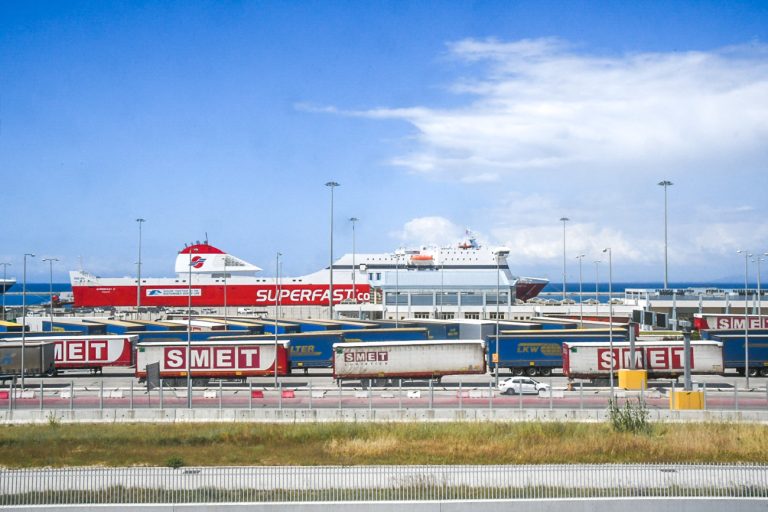 Πάτρα: Έρευνα για τον θάνατο της 47χρονης ναυτικού – Στο λιμάνι κλιμάκιο της ΕΛΥΔΝΑ