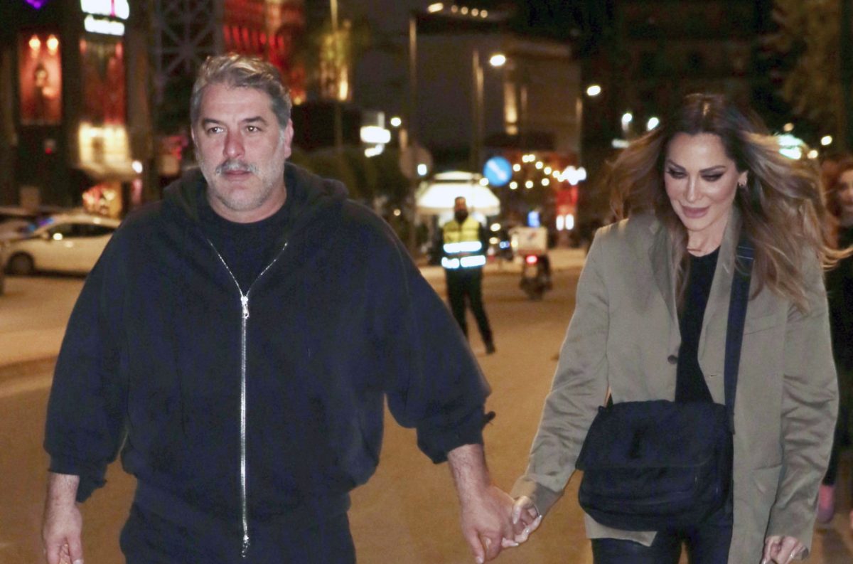 Δέσποινα Βανδή – Βασίλης Μπισμπίκης: Έχασαν τις βαλίτσες τους επιστρέφοντας από την Κρήτη