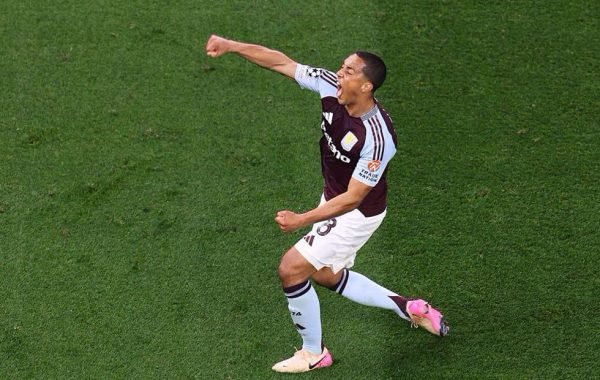 Μειώνει σε 1-2 η Άστον Βίλα με τον Τίλεμανς (vids)