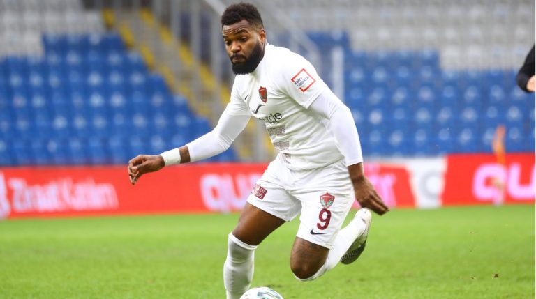 Σοκ: Έπεσε από τον 11ο όροφο και σκοτώθηκε ποδοσφαιριστής που είχε ακουστεί για ΑΕΚ και ΠΑΟΚ