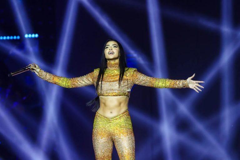 H super star Anitta τα… έσπασε με τραγούδι της Αναστασίας!