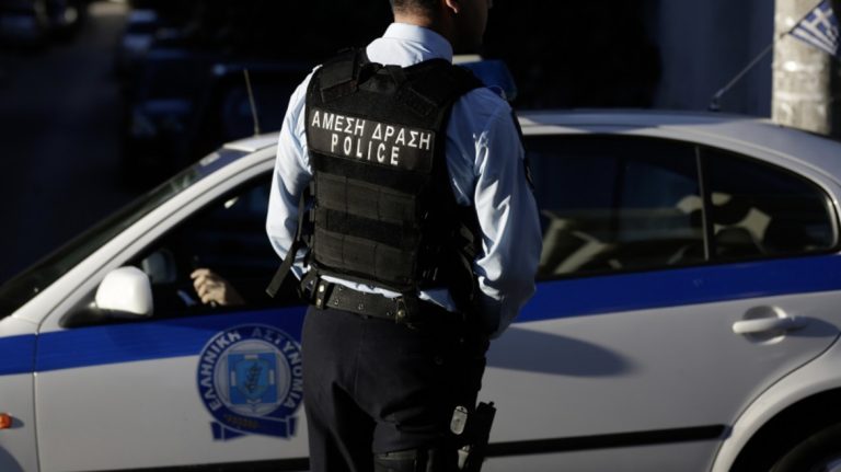 Χανιά: Ένας 49χρονος καταδίωξε ψάλτη με σκεπάρνι – Στη συνέχεια απείλησε και παπαδιά