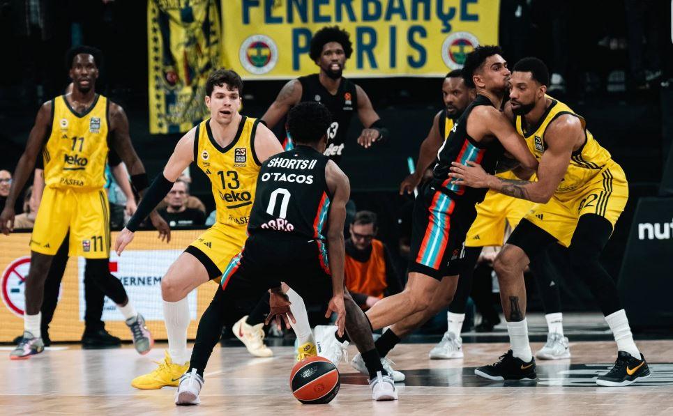 LIVE: Παρί – Φενέρμπαχτσε