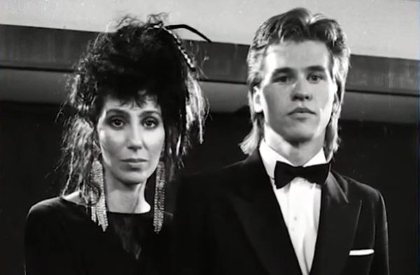 Όταν ο Βαλ Κίλμερ και η Σερ ήταν «τρελά ερωτευμένοι» – «Εκείνος έφυγε, παρά το υπέροχο σεξ»