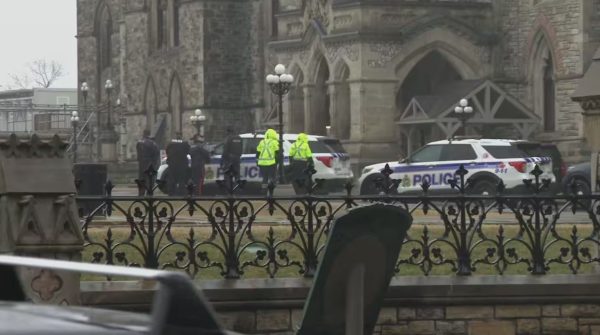 Καναδάς: Συναγερμός στο κοινοβούλιο της Οτάβα – Επιχείρηση της αστυνομίας