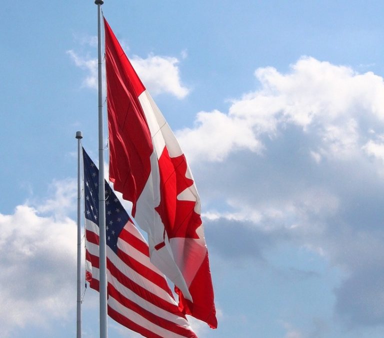 Γιατί κορυφαία συνταξιοδοτικά ταμεία από Καναδά – Δανία «παγώνουν» τις επενδύσεις τους στις ΗΠΑ