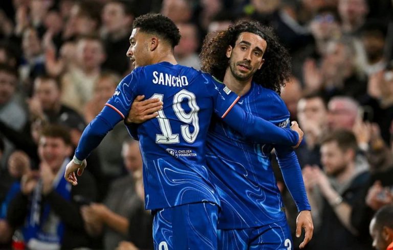 Με αγγαρεία η Τσέλσι στους «4», ανατροπή και η Τζουγκάρντεν