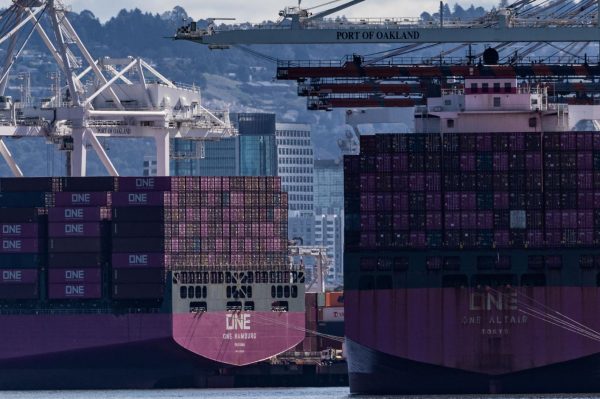 «Για να κερδίσει τον δασμολογικό πόλεμο με τις ΗΠΑ, η ΕΕ πρέπει να χάσει μια μάχη με την Κίνα»